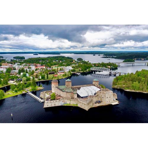 Finlandia-Savonlinna-Savonlinna castle and town